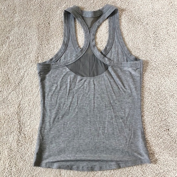 ATHLETA WORKOUT TANK - Picture 2 of 4